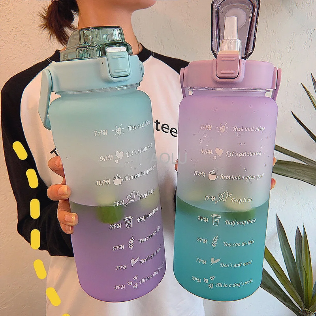 

2 Liter Large Capacity Water Bottle with Time Stamp Summer Gradient Water Cup Straw Plastic Kettle Student Portable Water Bottle
