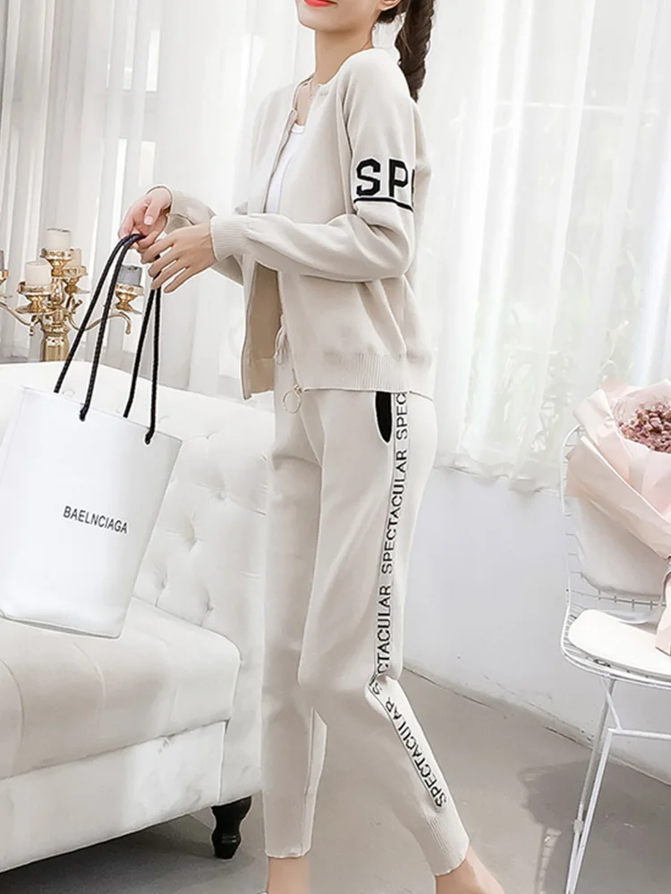 

Женский костюм, Новинка весна-осень 2023, модный вязаный свитер, спортивный костюм, женский кардиган, тонкие повседневные брюки, комплект из 2 предметов для женщин