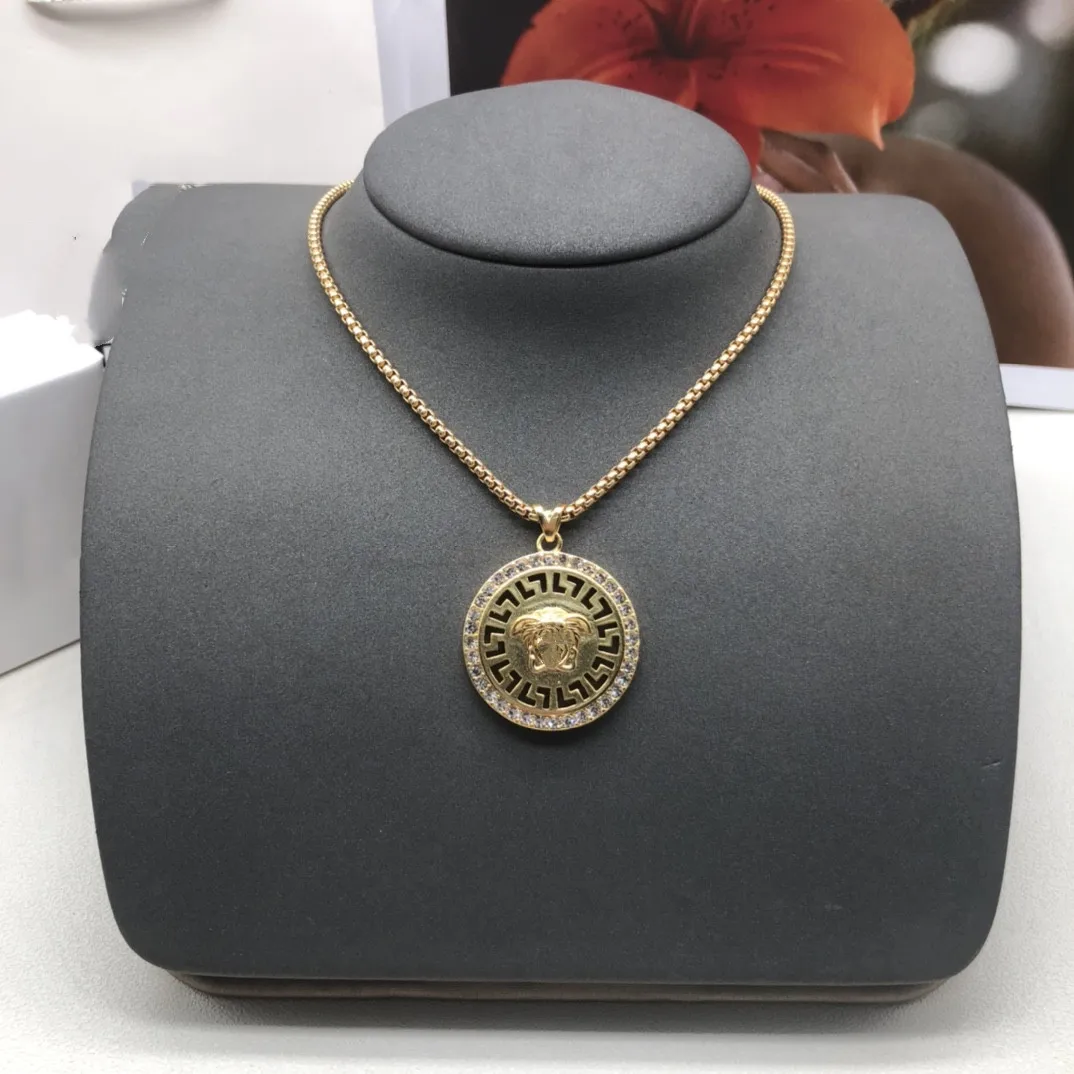 

Европейское и американское классическое ожерелье в стиле ретро