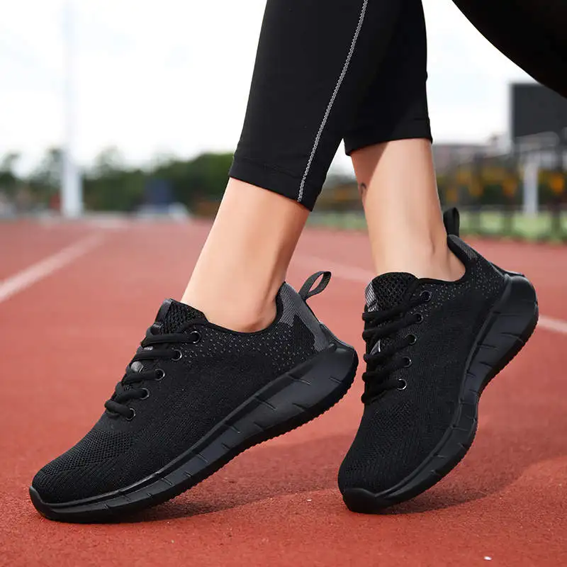 

Tennis Luxury Brand Lightweight Sneakers High Quality Sport Shoes Women Designer High Quality Running Girl Sports Women Tennis