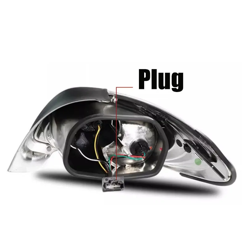 Задний фонарь в сборе с динамическим поворотным сигналом тормозной заднего хода