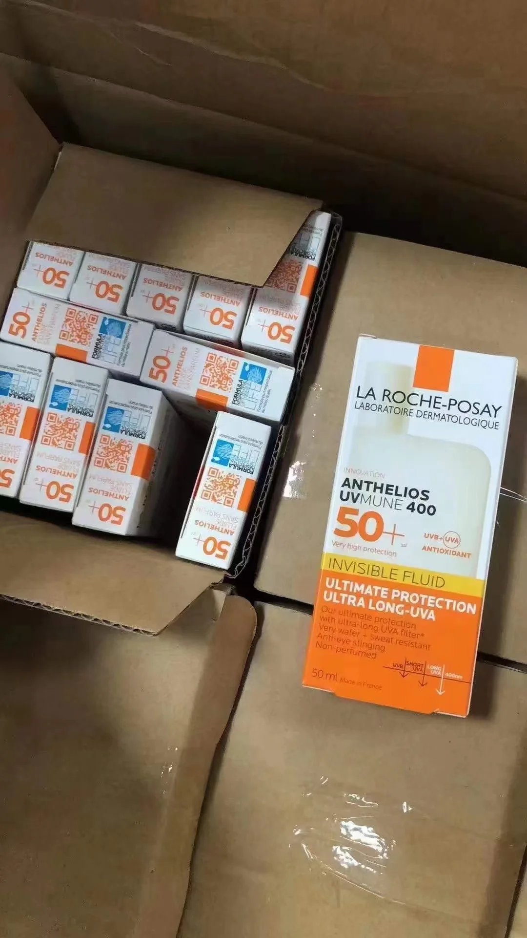 

LA ROCHE POSAY Face Sunscreen Anthelios XL Anti-Shine Invisible Fluid | Anti-Imperfection Ultra SPF50 Body Sunscreen