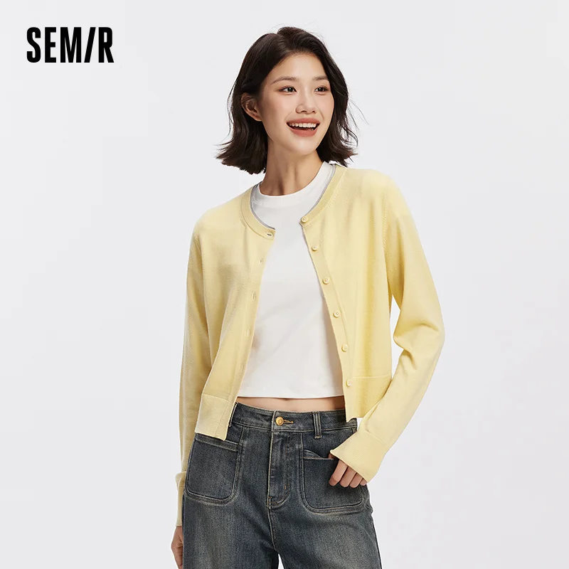 Фото Женский кардиган Semir, короткий, с контрастным круглым вырезом, имитация двухслойности, из мягкой шерстяной смеси, элегантный, осенний трикотаж, на каждый день, 2026 №2