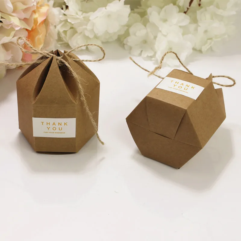 

20pcs Hexagon Candy Gift Box White Kraft Candy Bag Wedding Dragee Gift Box Package Birthday Party Decoration Bags with Rope
