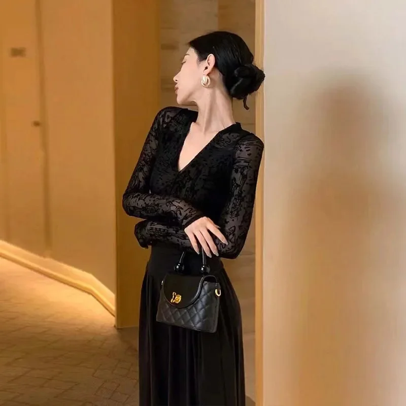 Женское платье в стиле знаменитостей черное тонкое простом весна-лето 2019