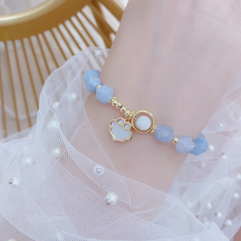 

French Natural Stone Aquamarine Cut-faced White Moonstone Bracelet Female Shell Xiangyun Gentle Ladies Blue Bracelet Gift Hot