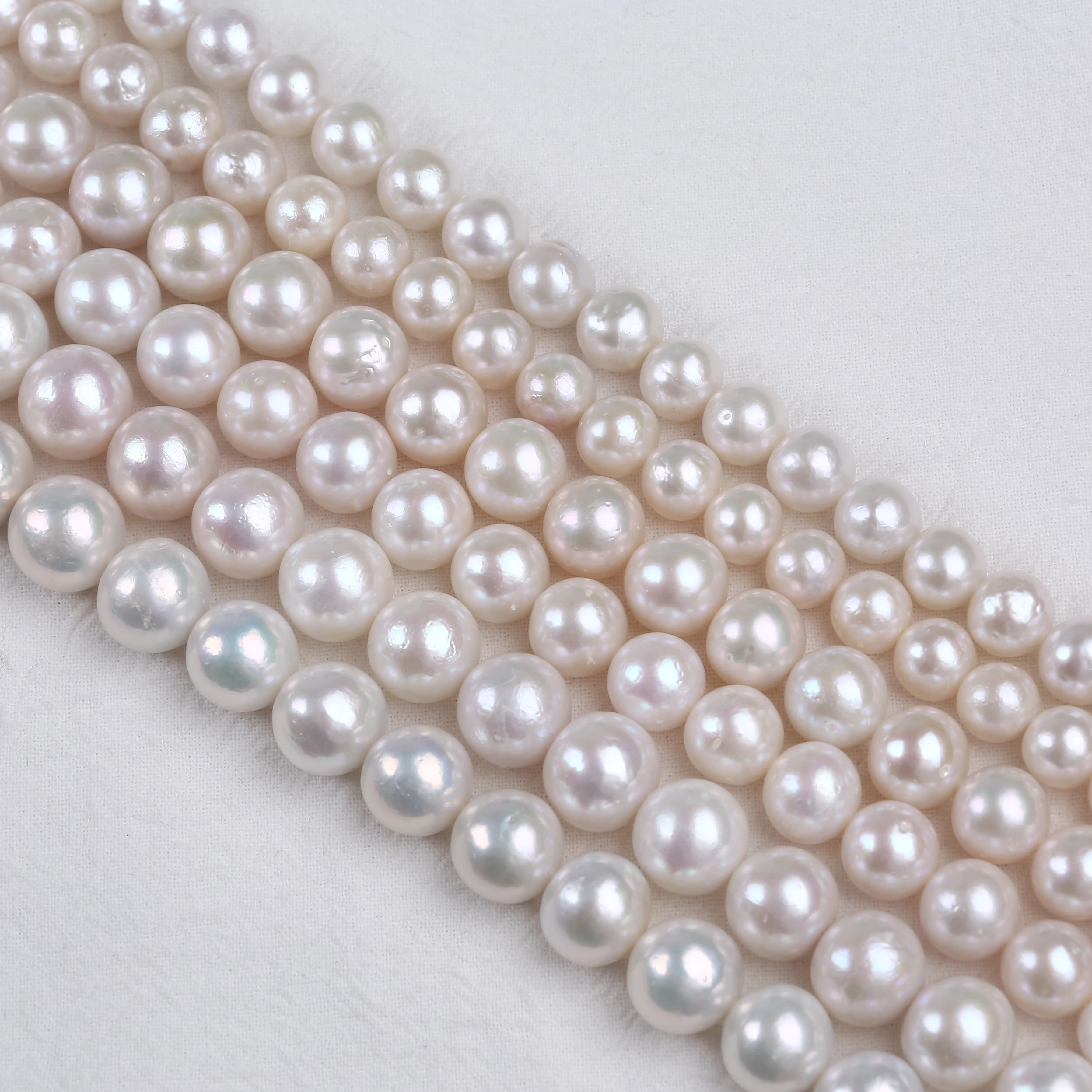 

Нить из натурального пресноводного жемчуга разных размеров, класс AA, для изготовления ювелирных изделий