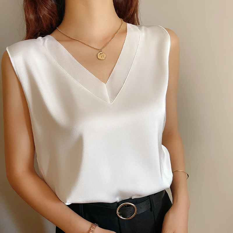 

Sexy V-neck Sleeveless Satin Shirt for Women Elegant Office Lady Solid Color Blouse New Summer Tops Loose Clothes Blusas 24842