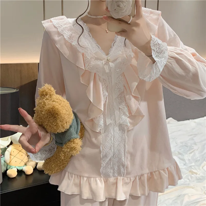 Female Sleepwear Island Velvet Lace Pajamas Set Spring Autumn Women's Retro Palace Sweet Home Service Long Sleeve Trousers Suit