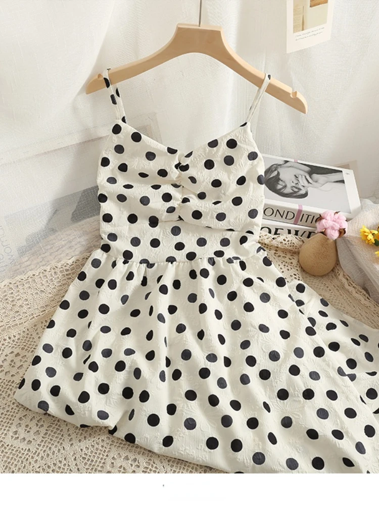 

Женское летнее плиссированное платье с высокой талией и открытой спиной