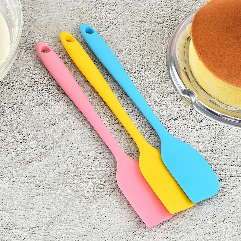 

Silicone Scraper High Temperature Resistant Cream Spatula Butter Scraper Baking Tool Integrated Silicone Scraper