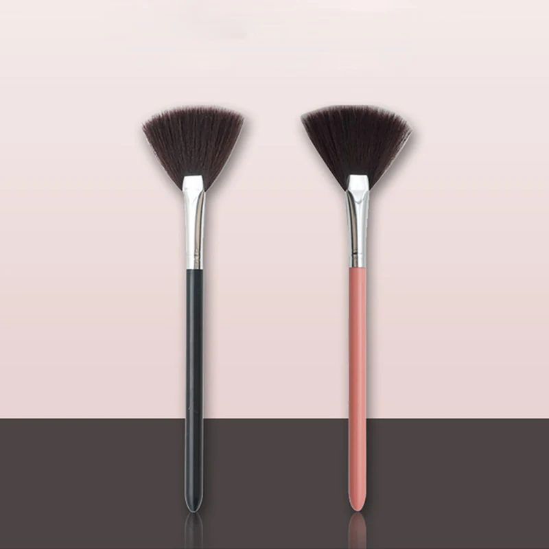 

1 шт. практичные кисти для лица, веерообразные кисти для макияжа, мягкие Металлические кисти, косметические инструменты для женщин, девушек