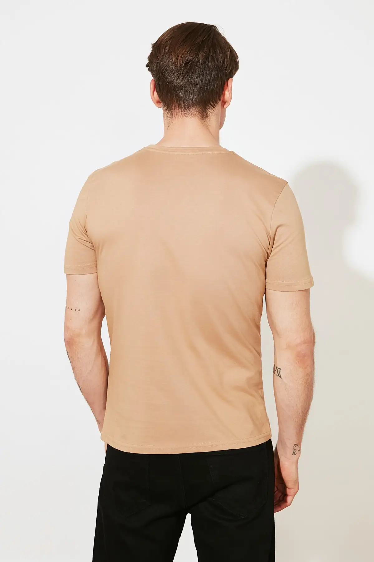 

Trendyol Male Slim Fit Bike Collar Short Sleeve Printed T-Shirt TMNSS21TS1126