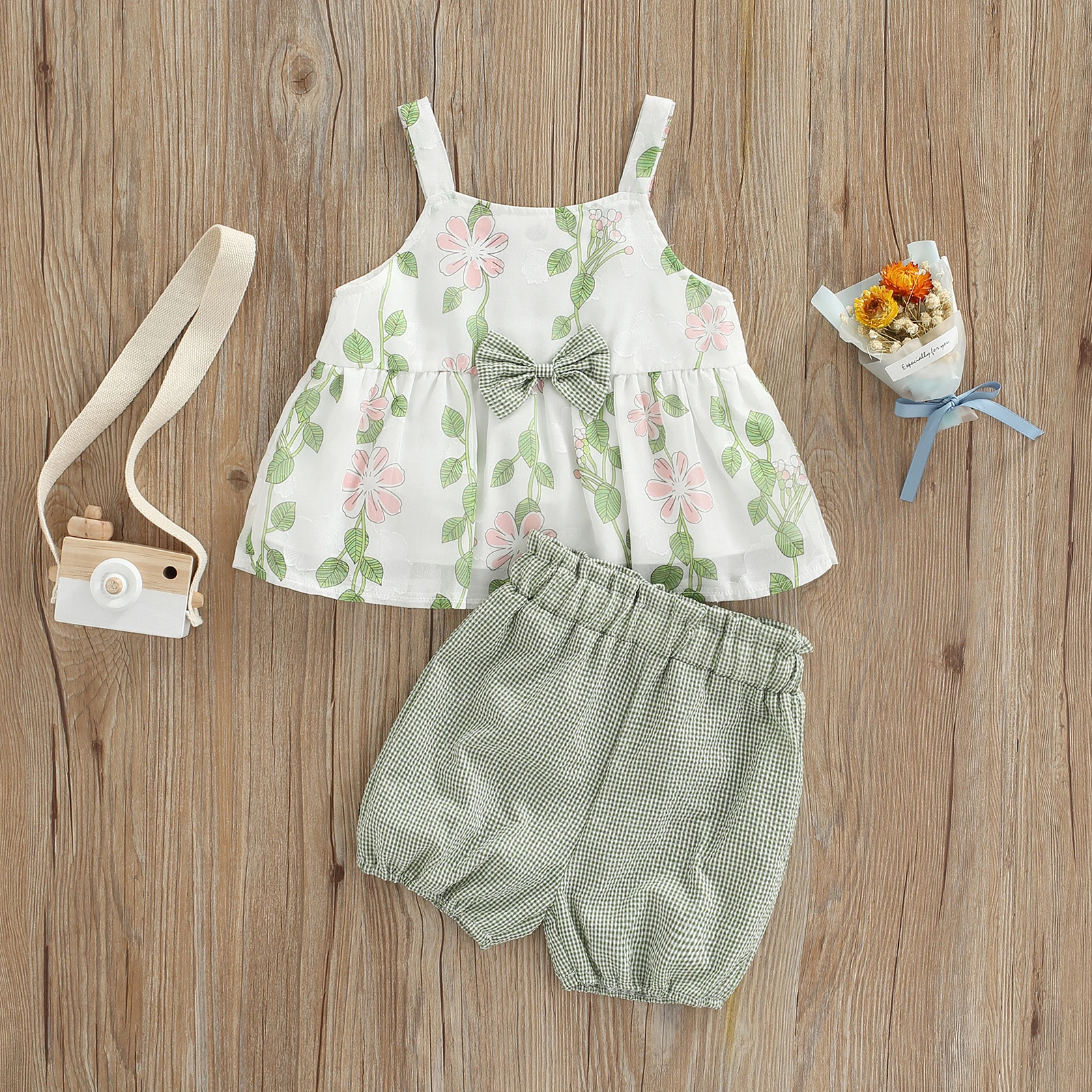 

Kids Girls Casual Suit Floral Printed Sleeveless Bowknot Tops+Plaid Printed Short Pants