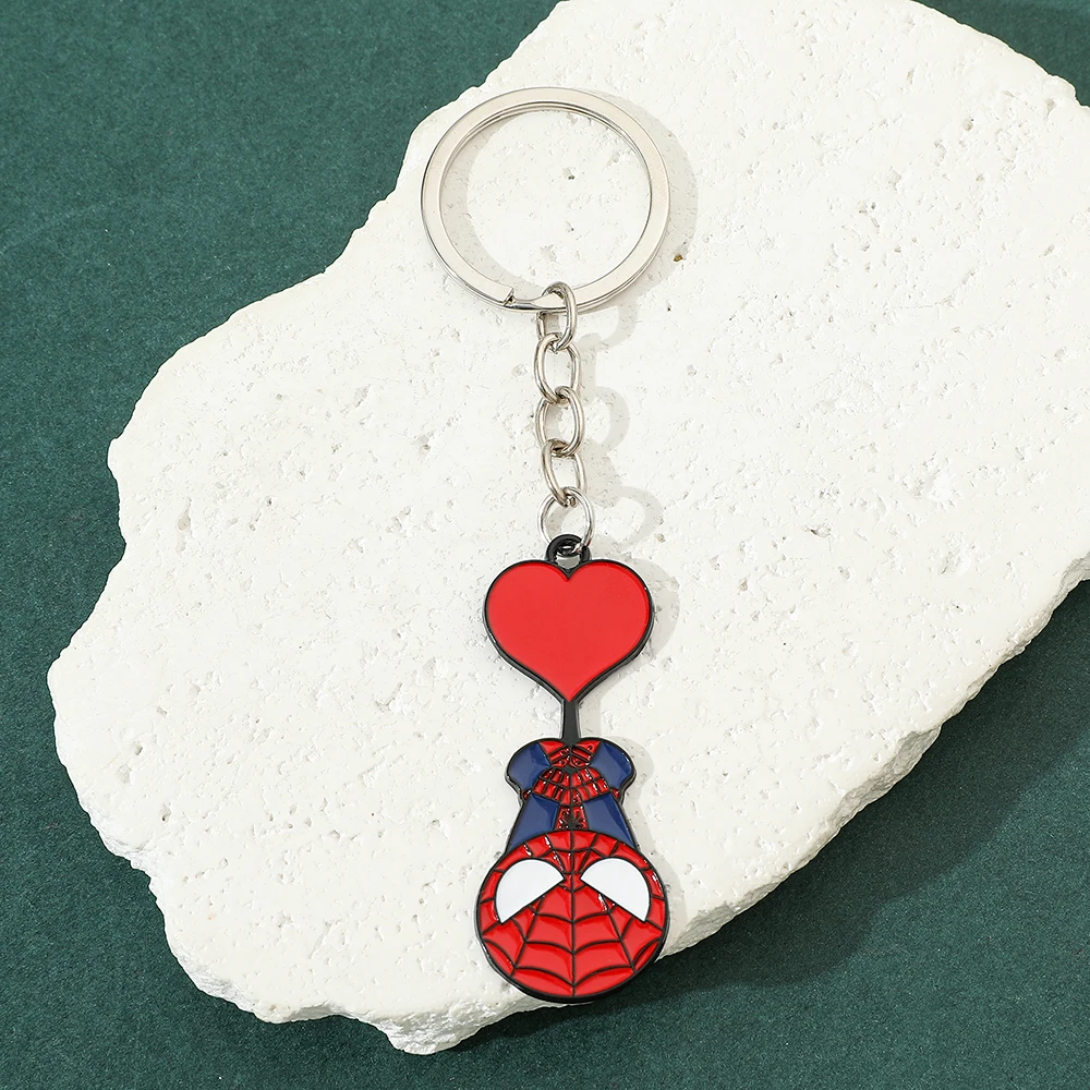 Модель Человека-паука Marvel брелок с изображением Мстителей супергероя для ключей