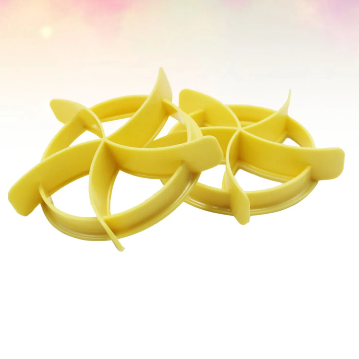 

4pcs Dough Press Molds Homemade Bread Rolls Mold Round Plastic Pastry Cutter Baking Tools