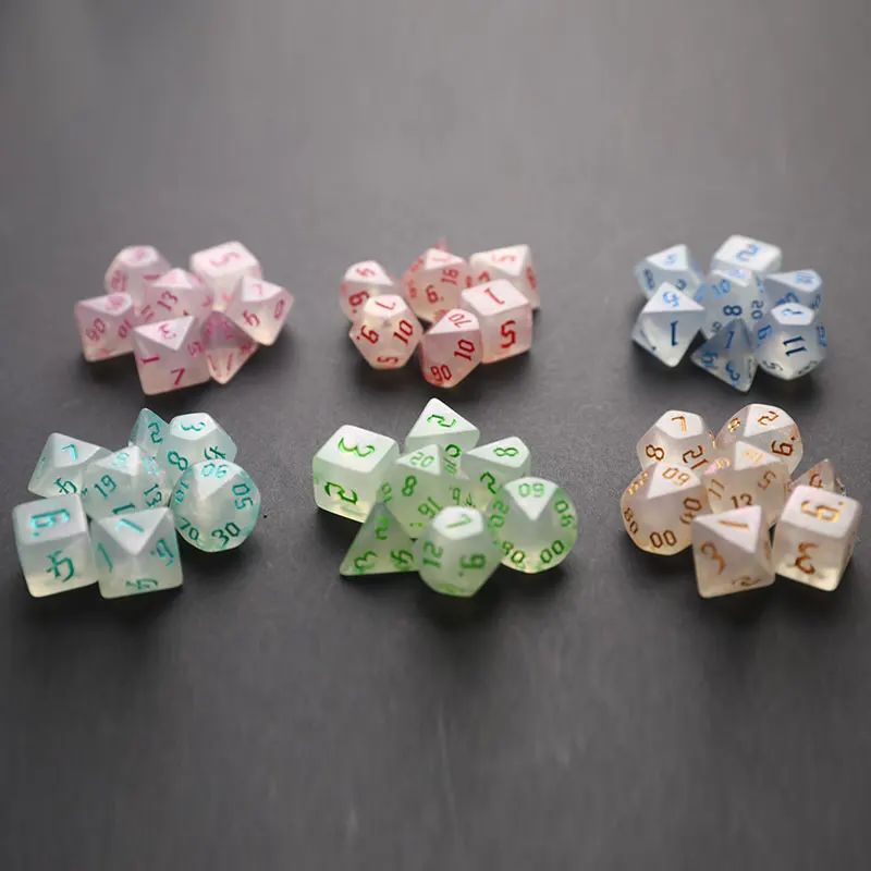 

7pcs/set D4 D6 D8 D10 D12 D20 Acrylic Iridescent Glitter Polyhedral Dice Table Board Game for Bar Pub Club Party RPG DND Playing