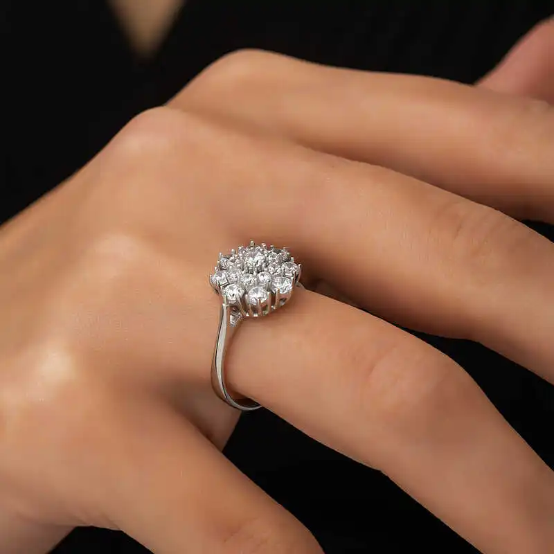 

Tevuli 925 Sterling Silver Flower Pattern Lady Ring