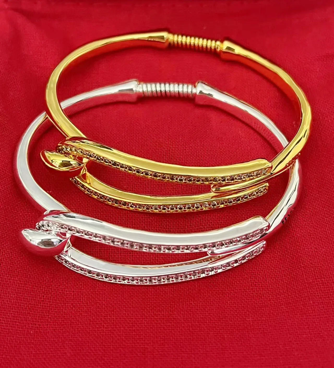 Роскошный серебряный браслет UNOde50 с драгоценными камнями для девочек легкая