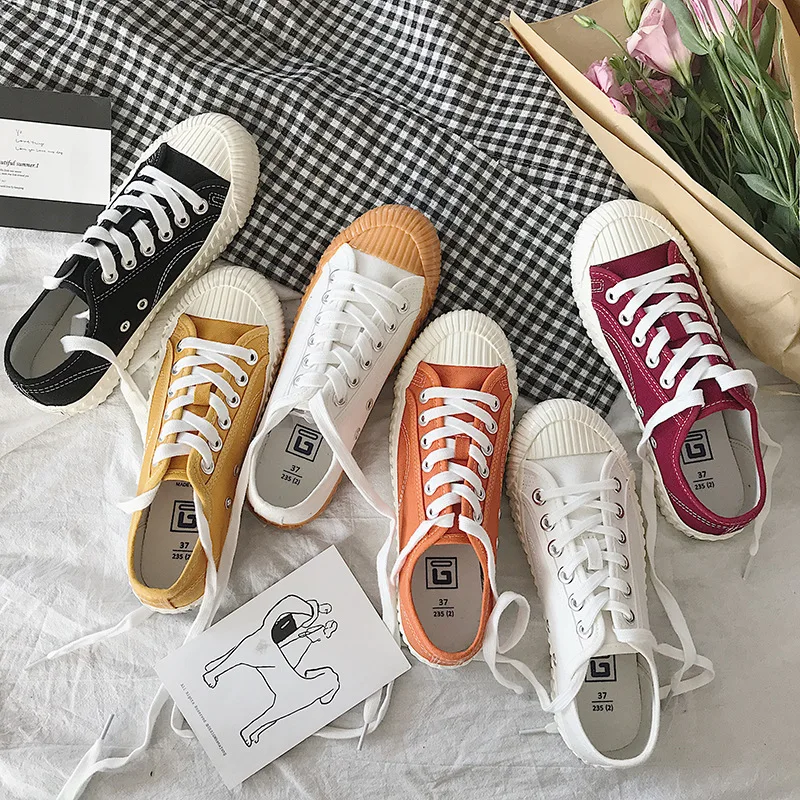 

Women Vulcanized ShoesFlats Canvas Sneakers Lace-up Ladies Casual Sneakers Autumn Comfortable 2022 Classic Shoes