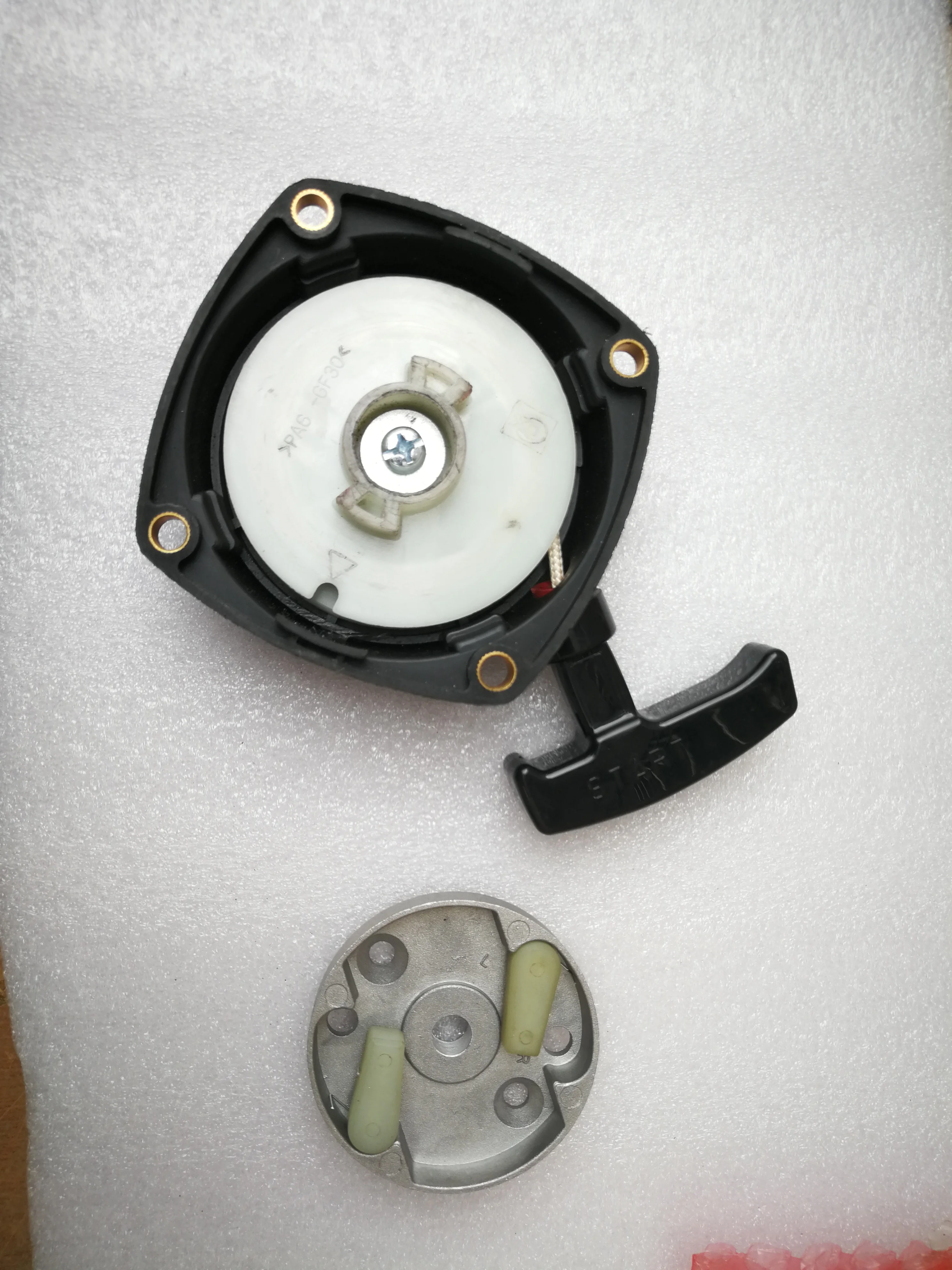 

Oem Manual Puller Recoil Starter Sets For Ochiai R8GA1-1200 Double Tea Tree Trimmer Harvester Engine G4LS Clockwise Rotate