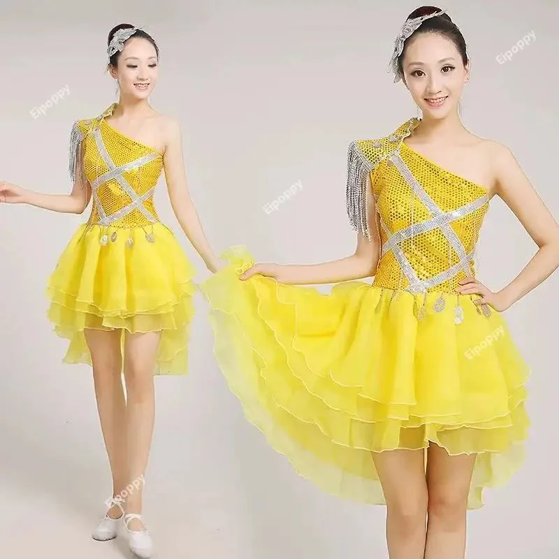 Фото Женские костюмы COSSequins для фестивалей, современного джаза, танцев, выступлений на сцене, для певиц, танцовщиц, наряды для выступлений на балах и шоу №1