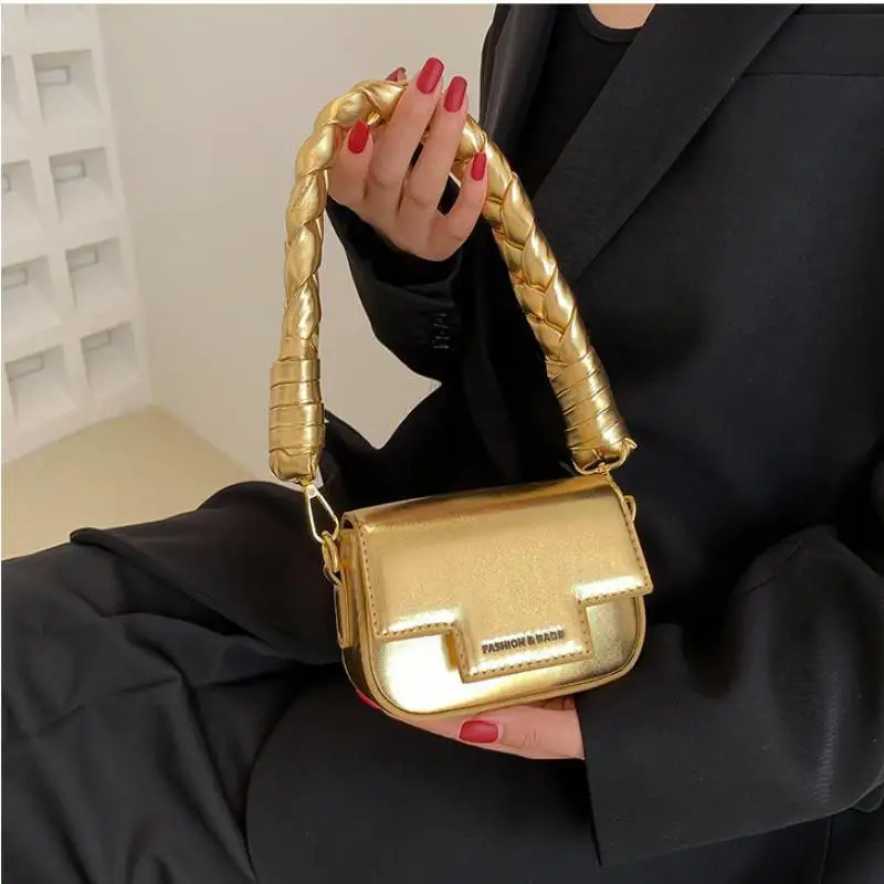 

Women Chain Strap Crossbody Bag Fashion Pu Leather Shoulder Bag Solid Color Lipstick Messenger Bag Small Phone Bag Purse