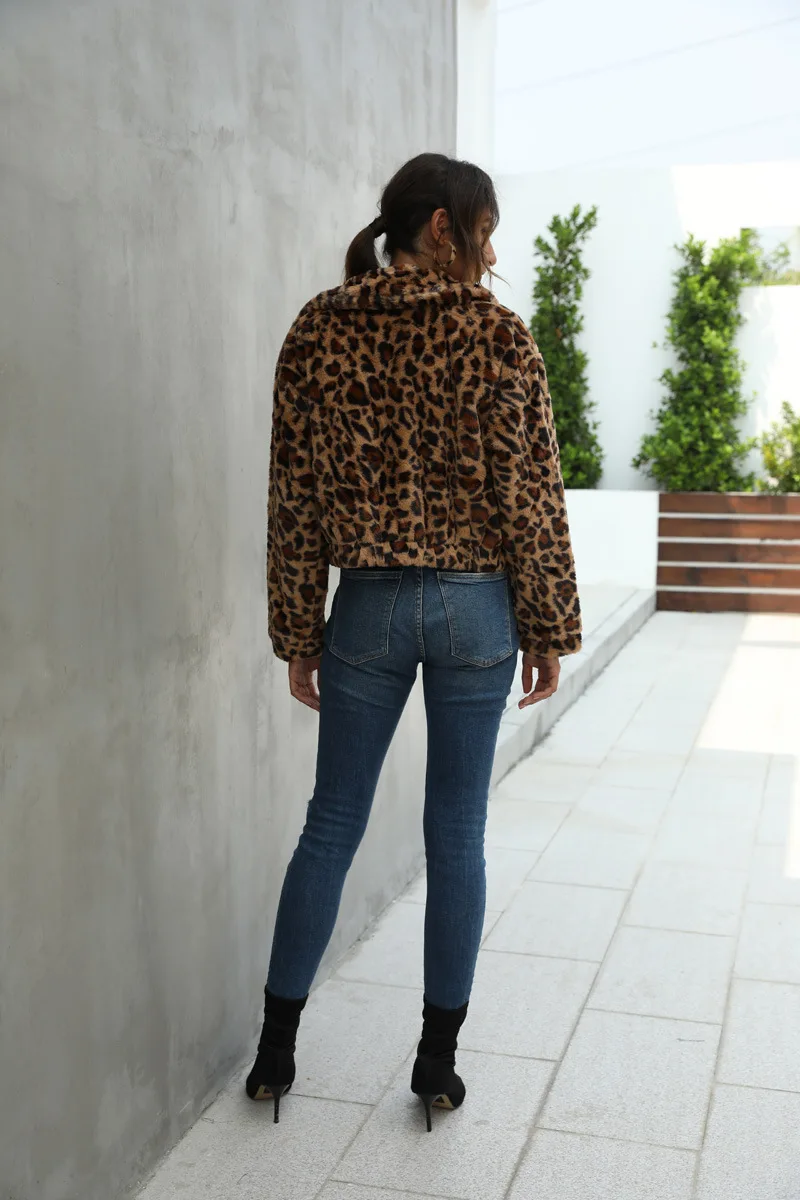 Women's Fur Jacket Leopard Print Printing Lapel Plush Loose Slimming and Short Coat Female Faux Fur Coat