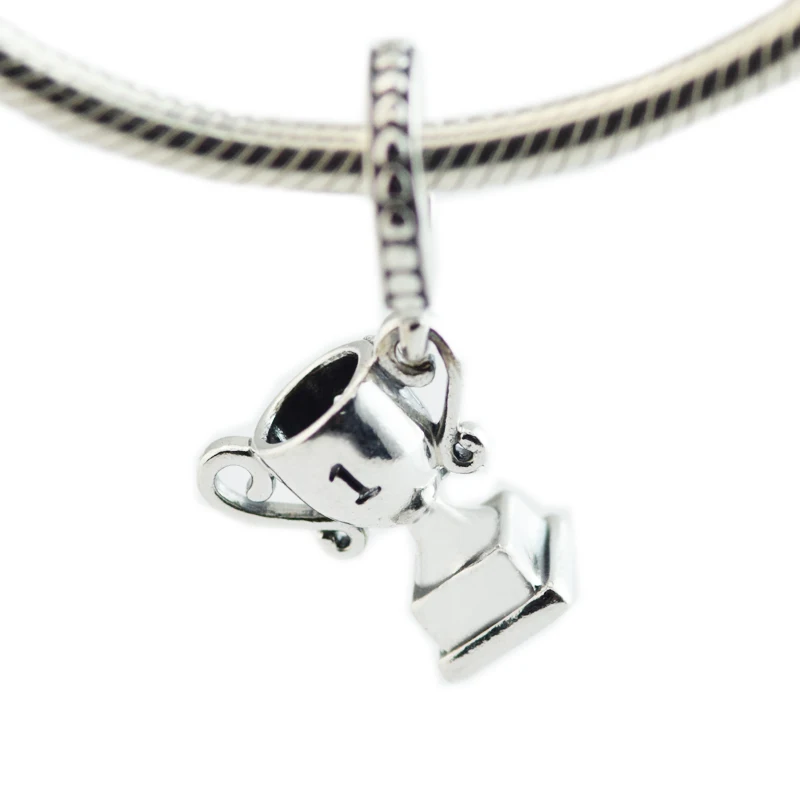 

Подвеска из серебра 2018 пробы с логотипом на цепочке