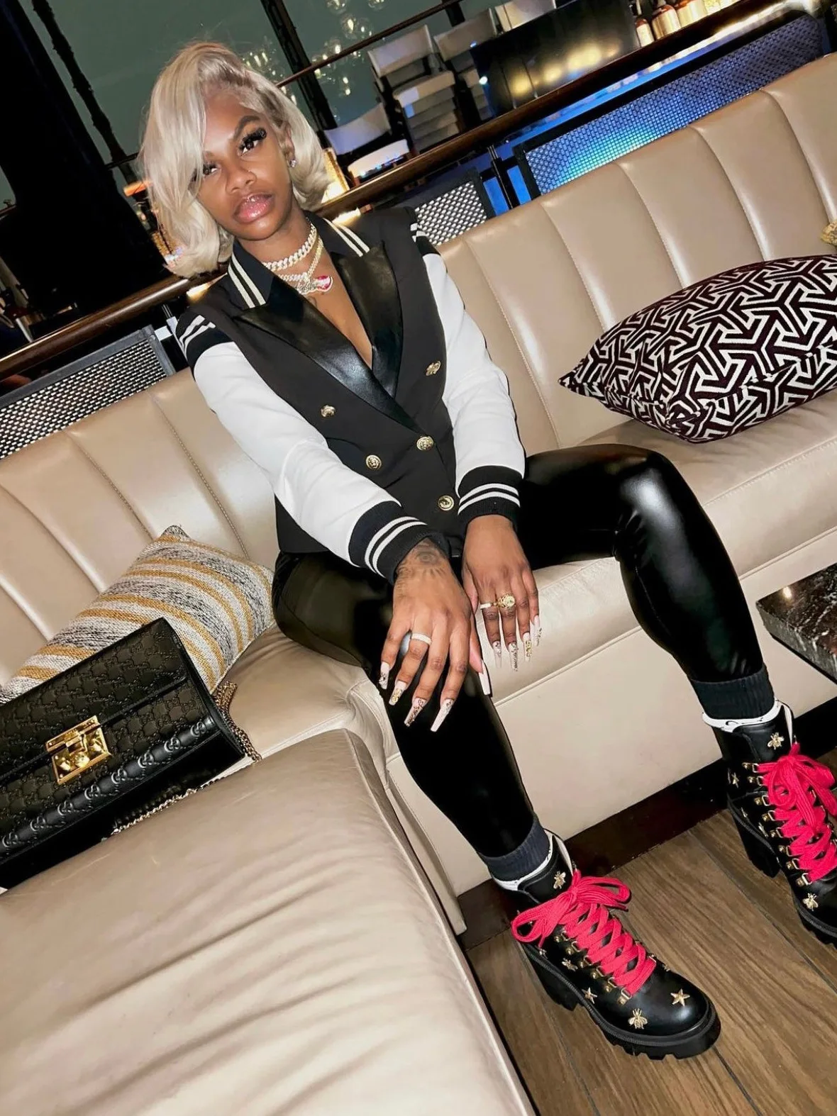 DEARIRIS PU Leather Splicing Baseball Jacket Metal Buckle Slim Suit Jacket