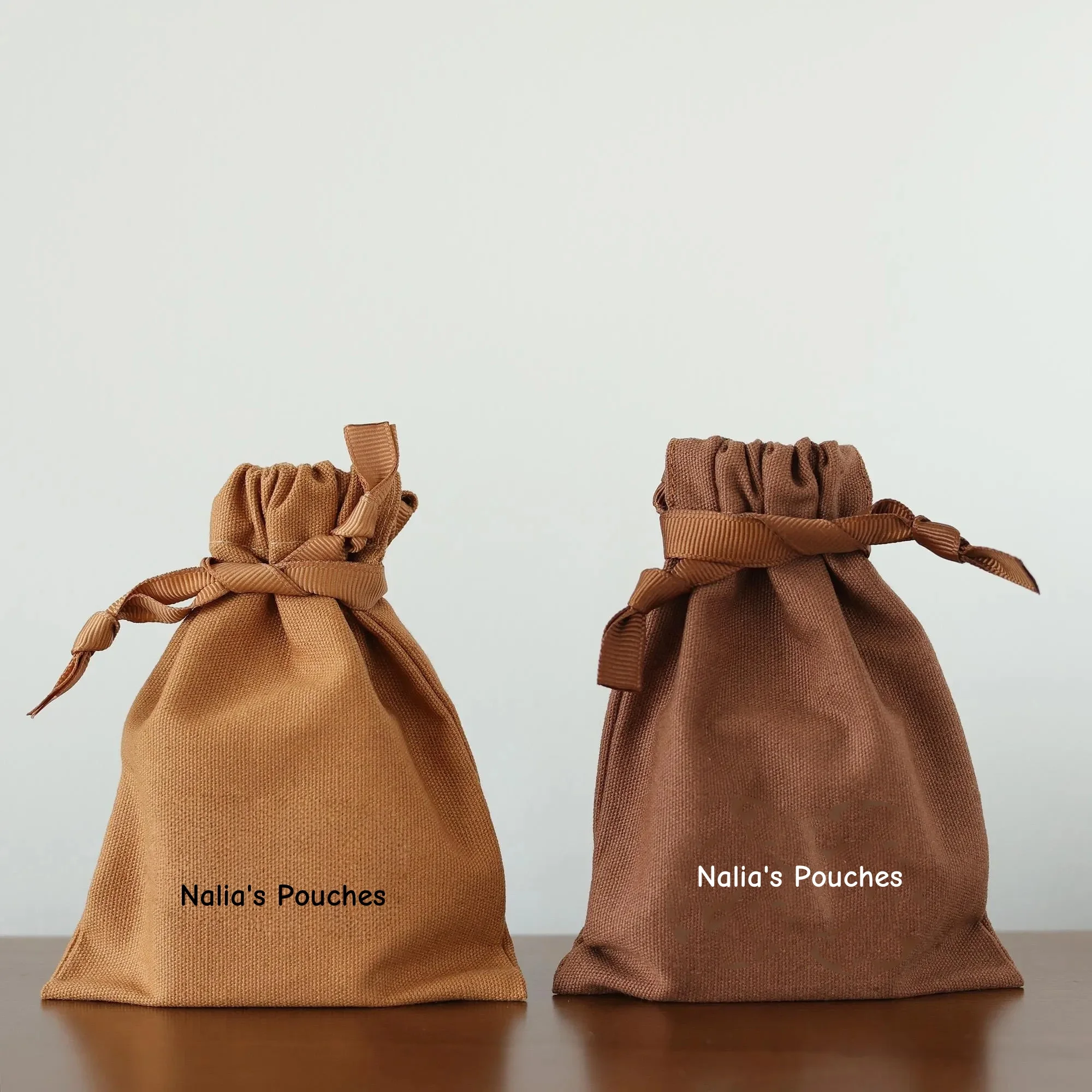 

Персонализированная хлопковая сумка NALIA'S POUCHES