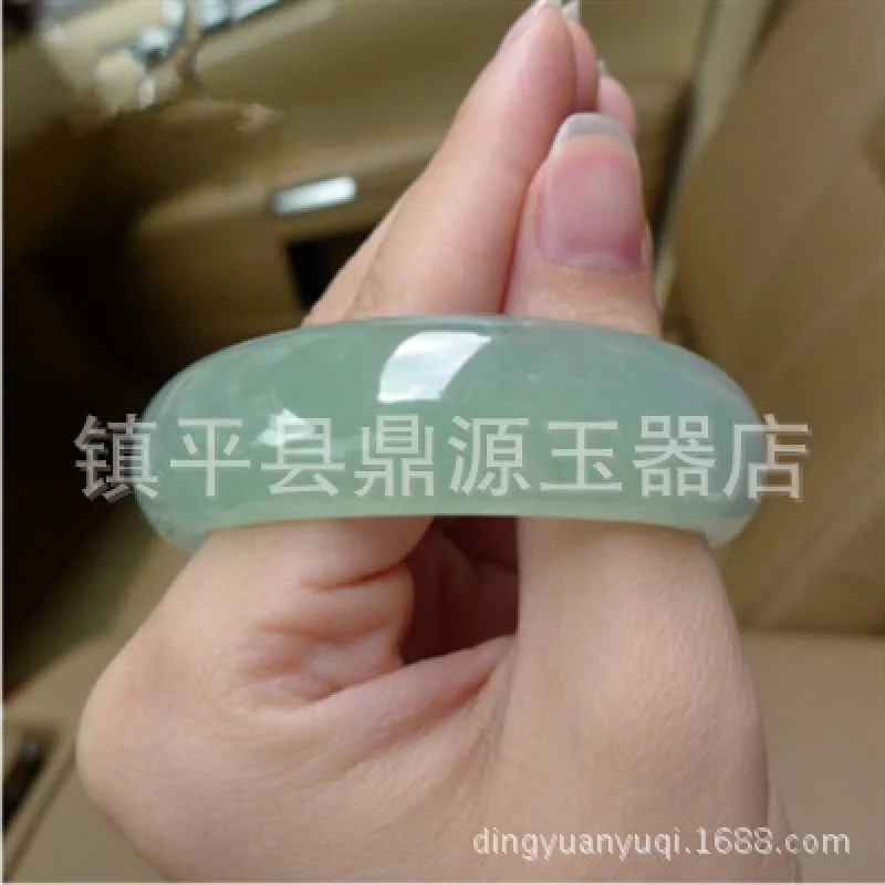 Изумрудный ледяной цвет зеленый нефритовый браслет Женский кварцевый оптовая