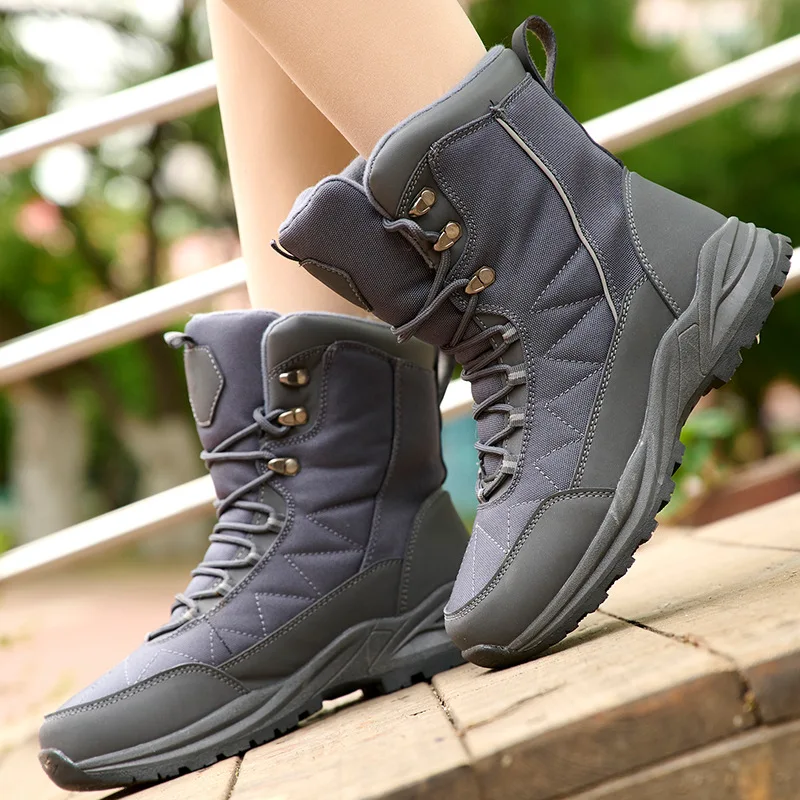Теплые плюшевые мужские зимние ботинки высокие на шнуровке водонепроницаемые