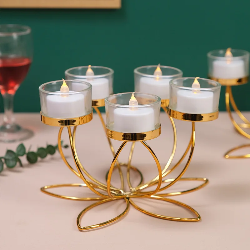 

5-Heads Metal Candlesticks Gold Candle Holders Stand Candlelights Tea Lights For Wedding Dinner Home Decorations Table Ornaments