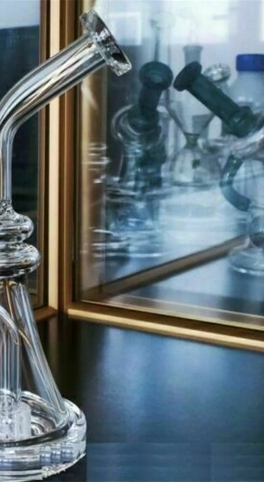 

Новая 8-дюймовая стеклянная трубка поставляется с чашей 14 мм 1 шт.