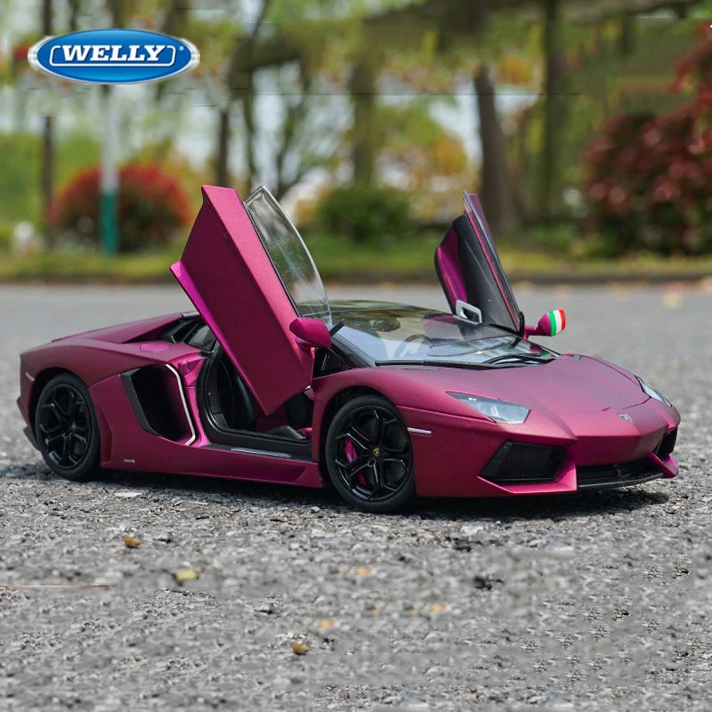 

WELLY 1:24 Lamborghini Aventador LP700-4 Alloy Racing Car Model Diecast Metal Toy Sports Car Model Simulation Childrens Toy Gift