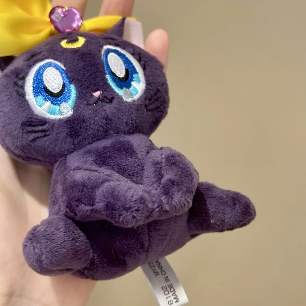 Фото Оригинальный плюшевый брелок Bandai Sailor Moon: Кот Луна, Космос, Японское аниме, коллекционные фигурки и игрушки №4
