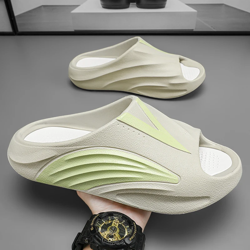 Рисунок 2 - Шлепанцы мужские для дома и улицы