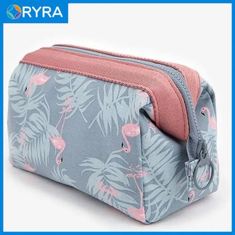 

Storage Pouch Polyester Cotton Toiletry Storage Bags 18x13x9cm Fashion Makeup Bags Home Accessories Cosmetic Bag Portable Women