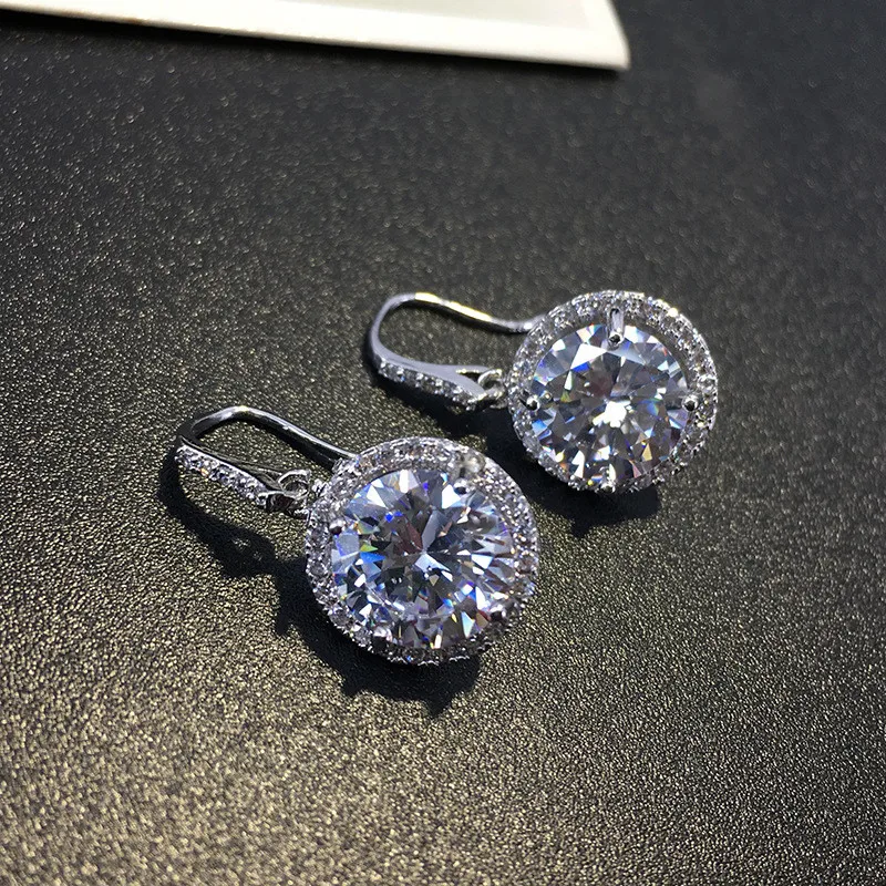 

BAOSHINA Temperament Cubic Zircon Women's Earring Korean White Crystal Dangle Earring Jewelry 2022 For Party Accessories