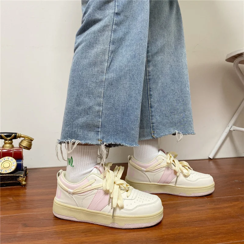 New Fashion Sneakers Women Shoes German Training Casual Shoes Woman Loafers Retro Students Sports Running Shoes Ladies Vulcanize