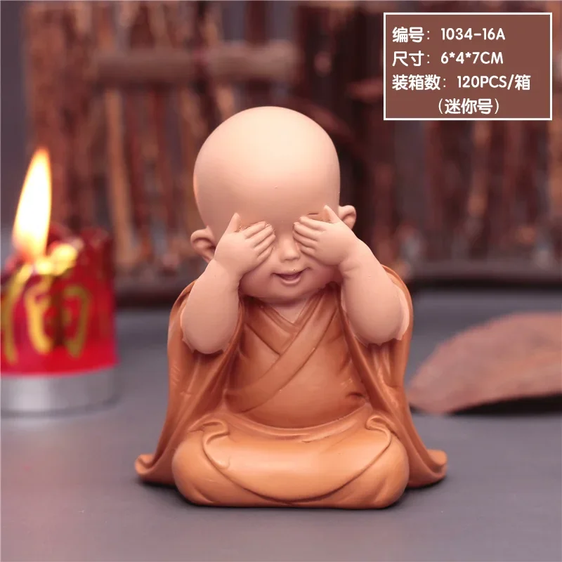 

Мини-статуэтка монаха из смолы