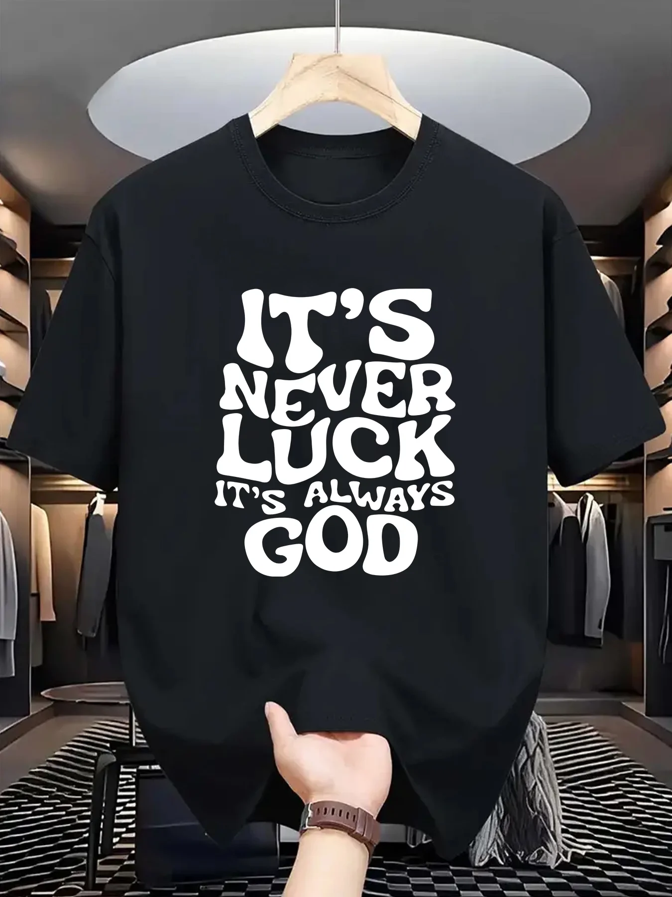 IT's LUCK&quot Graphic Men's T-Shirt - Comfortable &amp Stretchy Perfect for Summer Outdoor Activities | Street Style Crew Neck Tee in