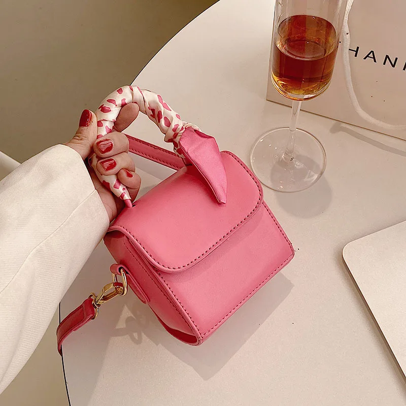 

Mini Small Bag Women's Bag 2022 Spring and Summer Popular New Trendy All-match Messenger Bag Silk Scarf Niche Handbag Coin Purse