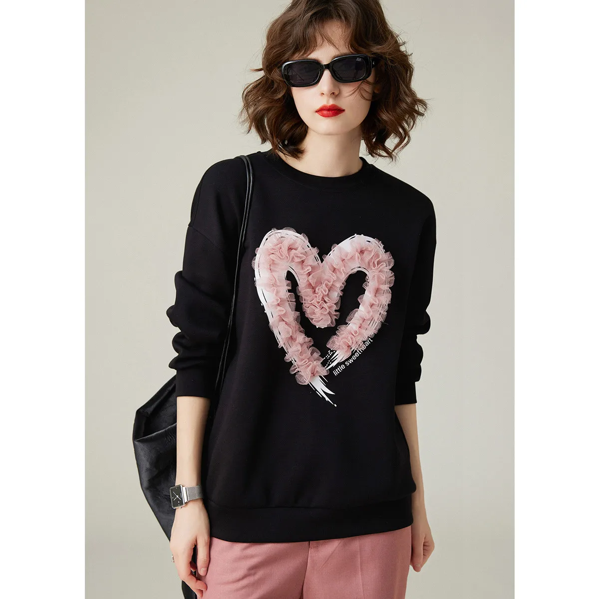 

Женский Романтический плиссированный сетчатый Свитшот LOUIS YAO с сердцем, Осенний стильный и Воздухопроницаемый свободный женский топ с круглым вырезом, 2023