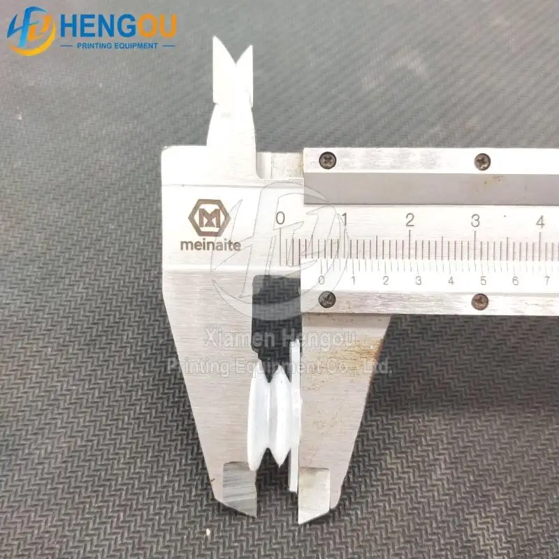 100 шт. 42.016.073 16x8 мм GTO Sucker белая резиновая присоска |