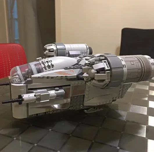 

1023pcs The Razored Crest 75292 Star Exclusive Building Kit Blocks Bricks Toys for Christmas Gifts