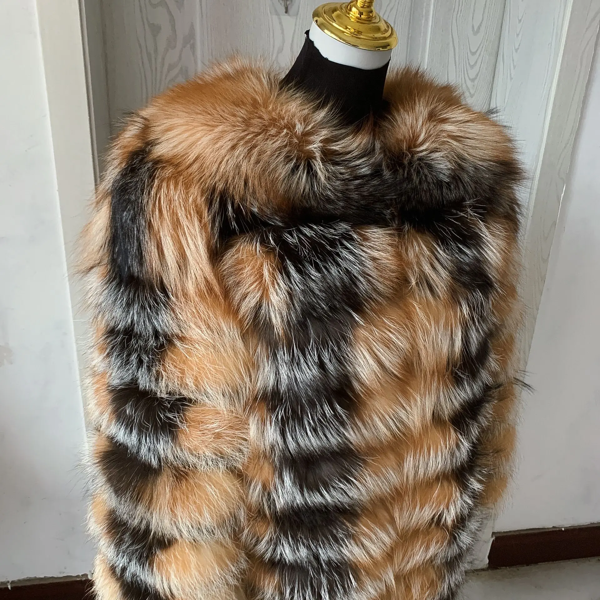 Women's winter warm real fur long coat noble quality golden fox coat natural real fox fur long luxury leather jacket enlarge