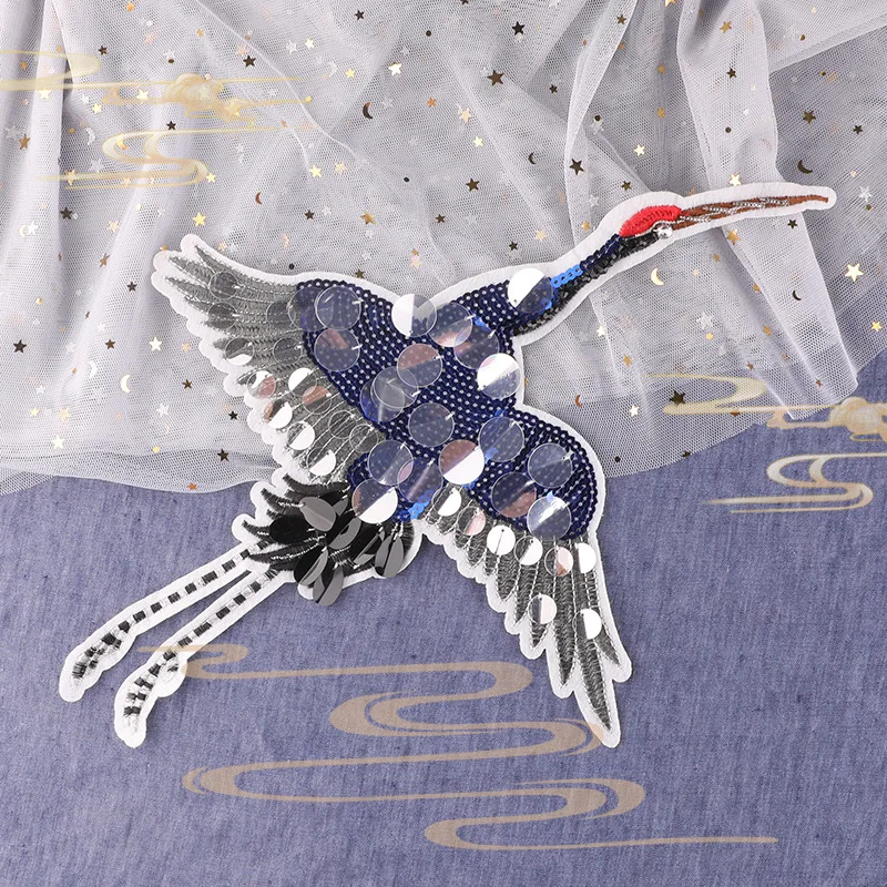 

Sequin Patches Clothes Red Crowned Crane Badge Embroidery Sticker Clothing Accessories Iron-on Patch Applique for T-shirt Jacket