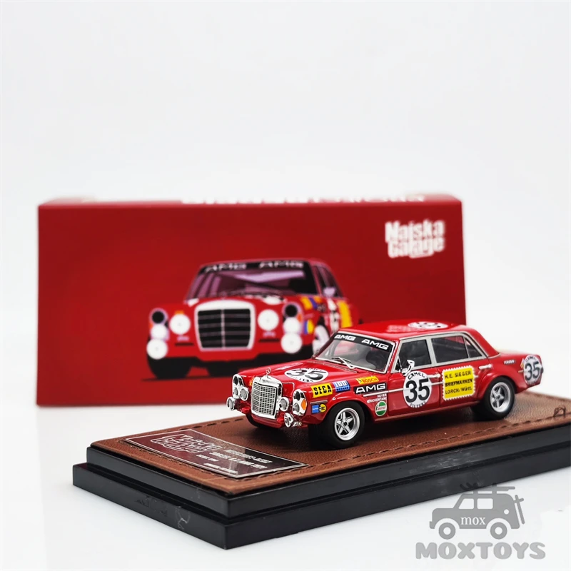 

GOC & Naiska Garage 1:64 MB 1971 300SEL 6.8 Red Pig #35 Model Car